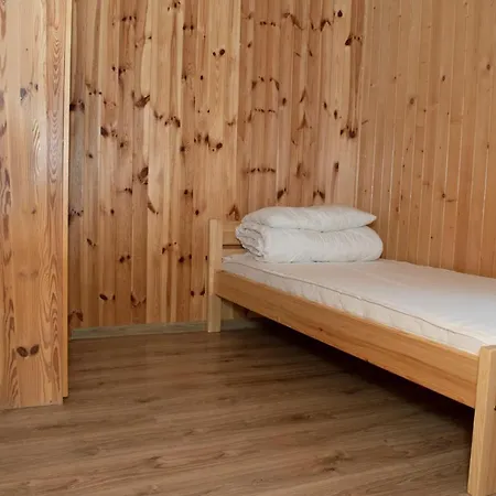 Promyk Alojamento de Turismo Selvagem Sarbinowo